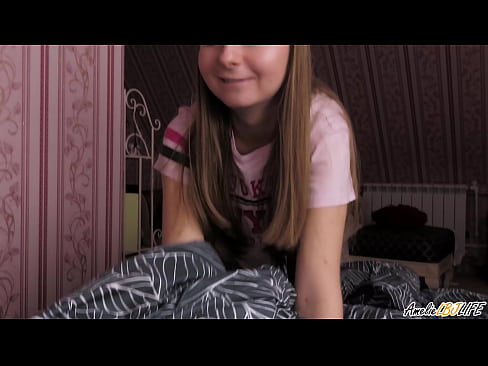 ❤️ Blondie duboko siše svog BFF-a i dobiva spermu u usta ❤ Porno na hr.filmepornonline.ru ❌❤