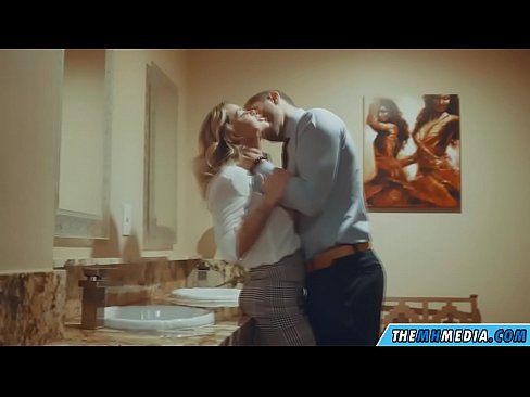 ❤️ Kad te prsata plavuša zavede u javnom zahodu ❤ Porno na hr.filmepornonline.ru ❌❤